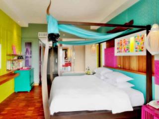 Best Western Patong Beach Hotel周辺のホテル4